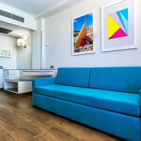 Spring Bitácora Hotel 4*